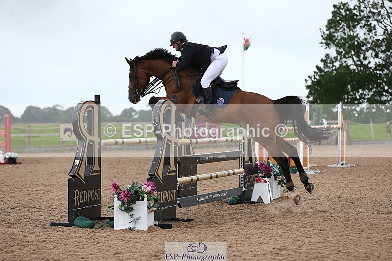 230812A-122841-08998 - Cls 32 Foxhunter