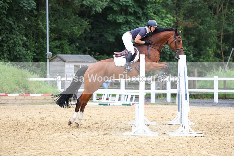 3E7A6375 - Class 8: Senior Newcomers/1.10m open