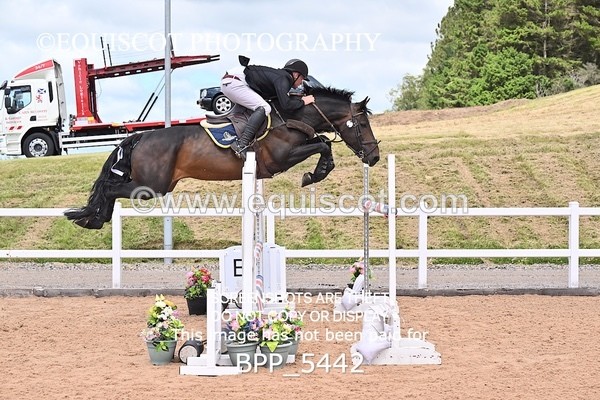 BPP_5442 - CLASS 8 THURS HOYS GFS Saddles Senior Newcomers Second Round