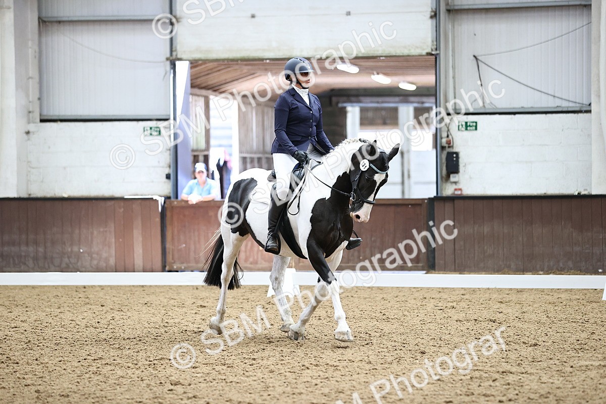 SBM_001827 - Novice 4 - 11.15-13.22