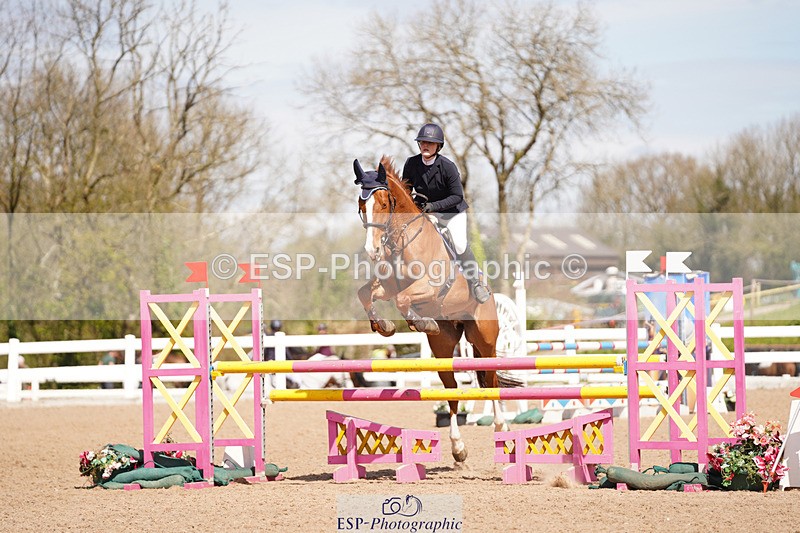 240418A-131720-03055 - Cls 37, Amateur 1.05m