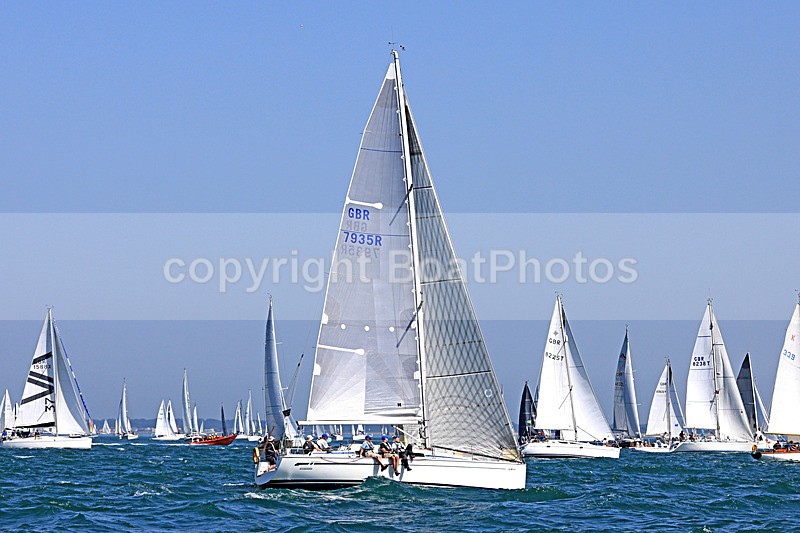 190629 SEA SURE GBR7935R 1Y3A0082 - ROUND THE ISLAND RACE 2019