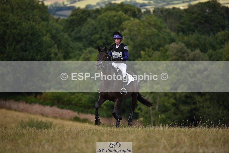 250802A-174450-08773 - H-352-Emma.Hurworth-STEREN.OF.AVALON