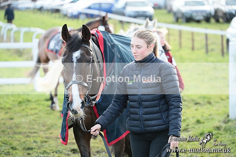 PtP 141225  1728 - New Forest Hounds PtP Larkhill 14/12/25