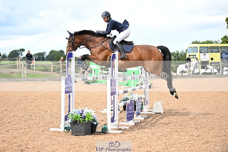 240912A-125525-01581 - Cls 3 Snr Foxhunter