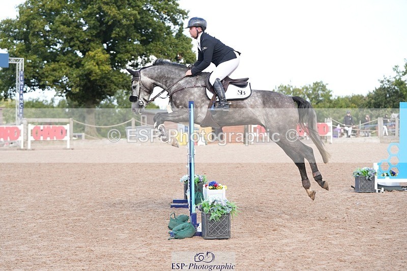 250913-101750-06119 - Cls 14 Snr Newcomers