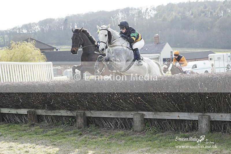 PtP 080423 747 - Dingley Races The Woodland Pytchley Hunt PtP 08/04/23
