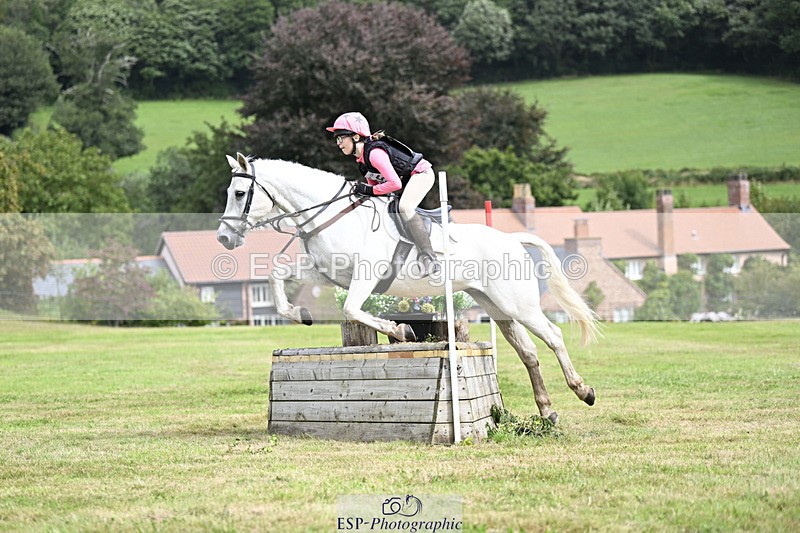 240825X-115755-32672 - 70cm XC 11.00 to 12.00