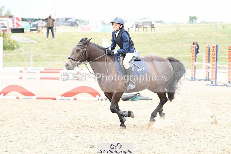 250807-135901-01468 - 90cm Round 2