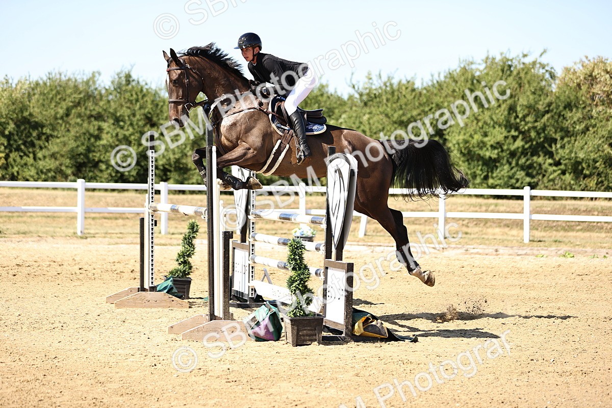 SBM_015494 - Class 16 - Senior foxhunter - 1.20m Open