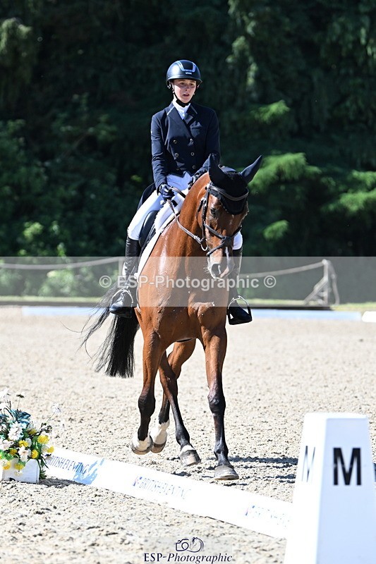 250522A-095649-02792 - A-009-Clementine.Crosthwaite.Eyre-LYJADOR