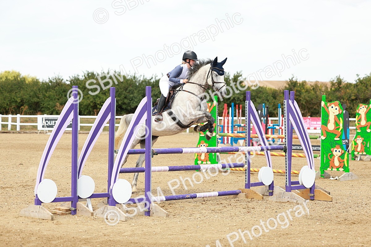 SBM_003577 - Class 12 -  1.05m Amateur Championship Qualifier