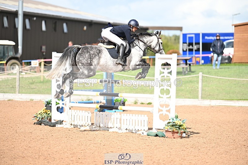 240912A-133412-01714 - Cls 4 Snr 1.20m Open