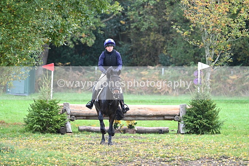 WJ7_3000 - Time 10:47 to 11:11 at the water