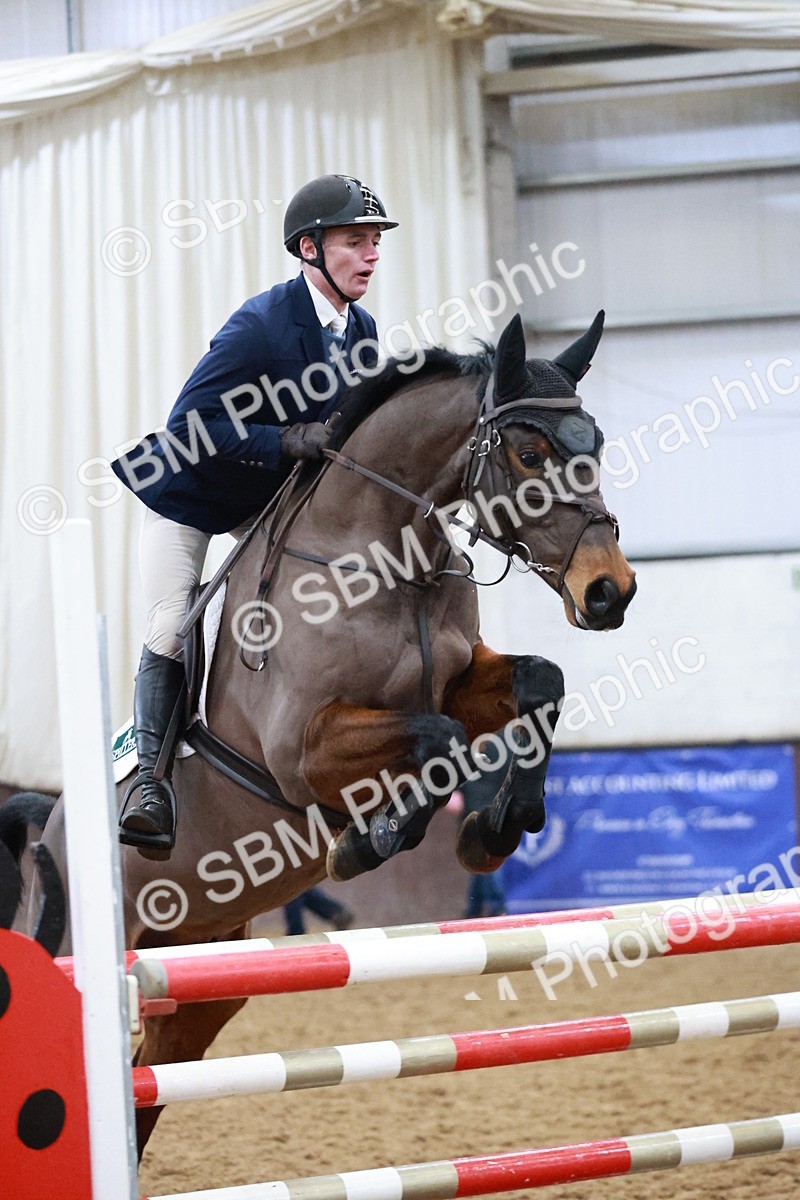 SBM_001389 - Class 4 - Senior Newcomers - 1.10m