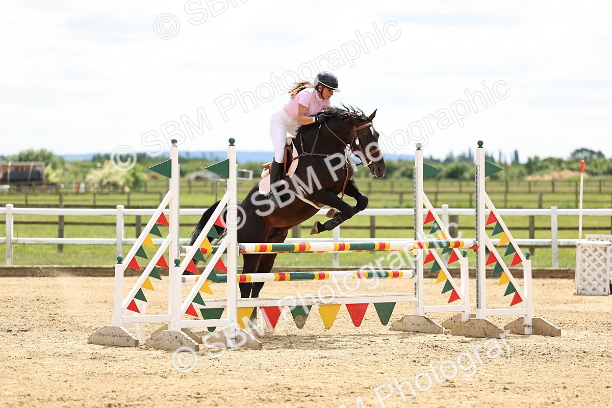 SBM_005356 - Class 18 - Senior 1.05m Open