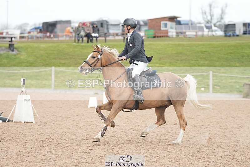 250308-122302-00664 - Cls 9 Pony Newcomers and 1m