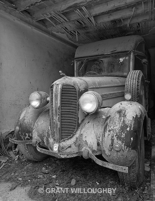 One Pre loved Dodge minibus - The beauty of decay