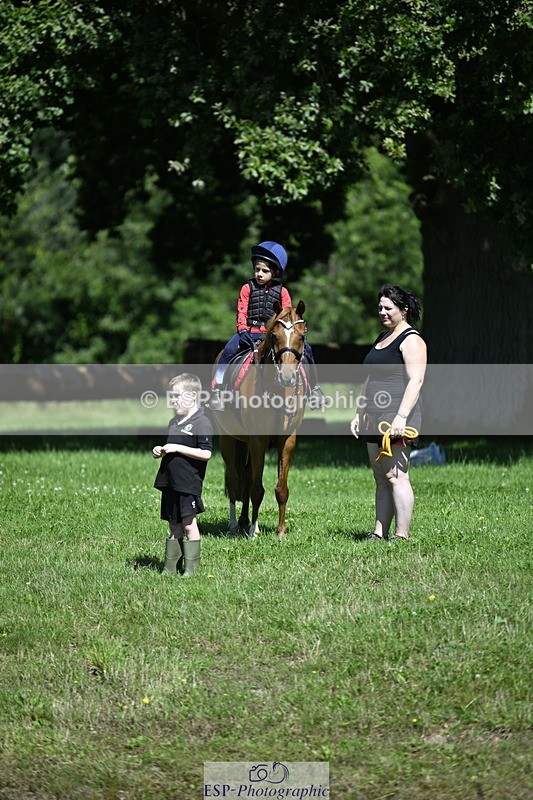 240728B-110951-01144 - Gemma's Group XC