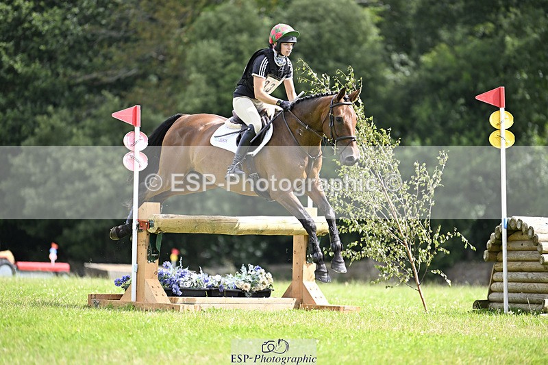 240804-104941-10667 - 357-Georgina_Ewell-LASAIRFHIONA