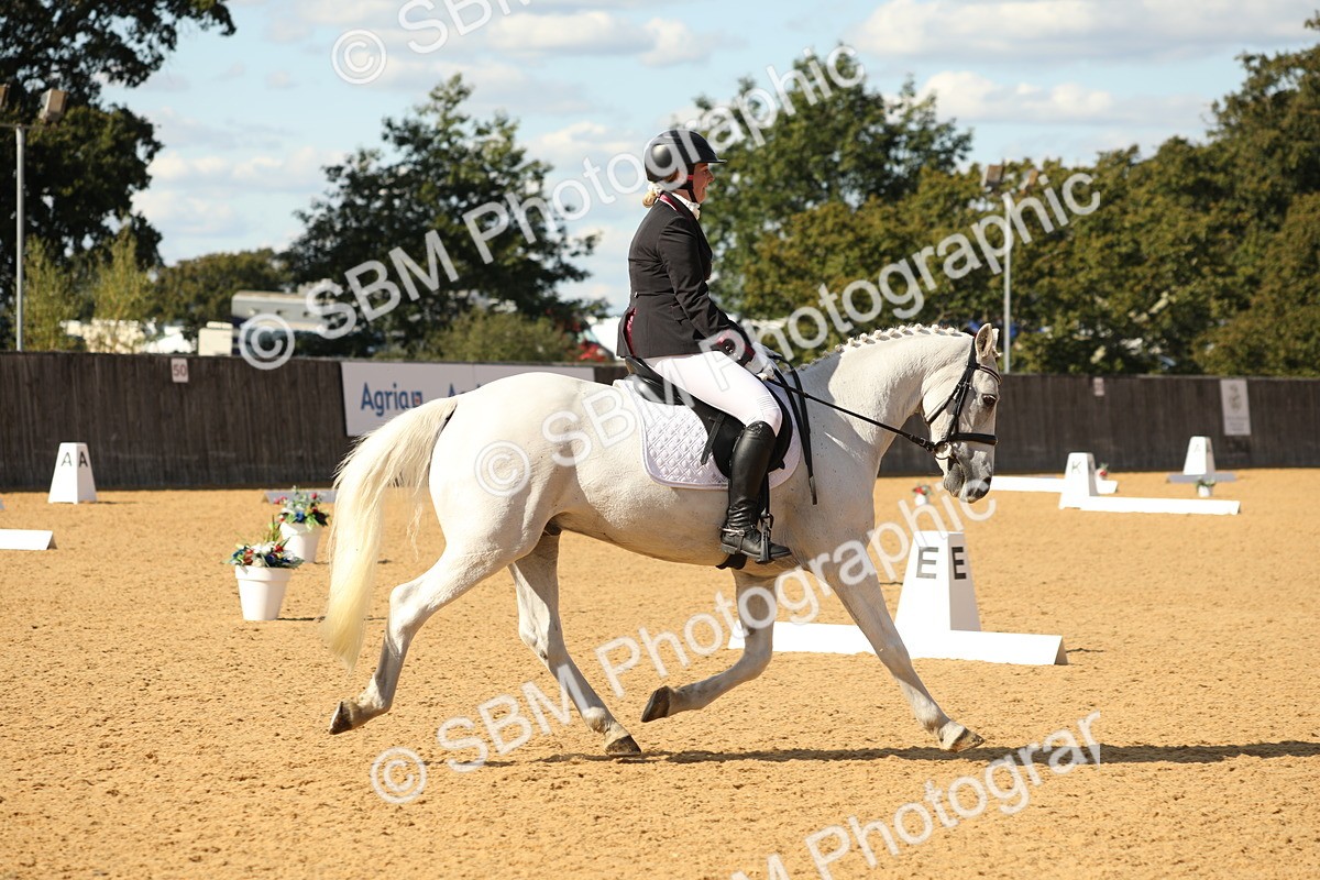 SBM_26552 - D17 - Grand Tour Championship - Novice 27