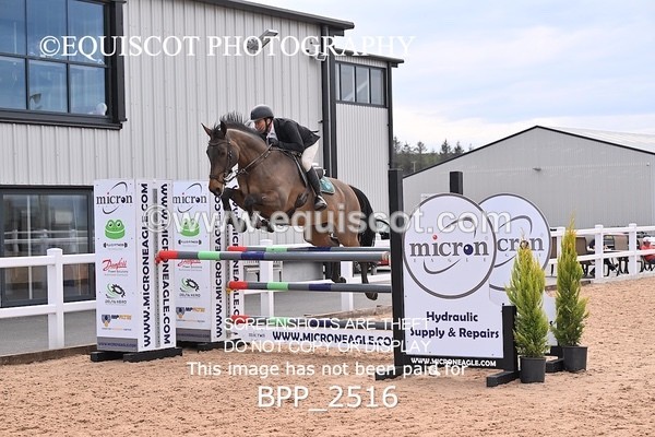 BPP_2516 - CLASS 7 - FRI - Senior Foxhunter/1.20m Open