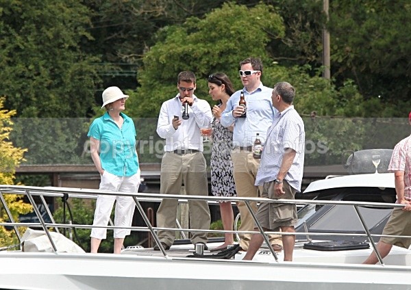 090704 CONTENEUR IMG_8040 - HENLEY REGATTA  SATURDAY 4th JULY 2009