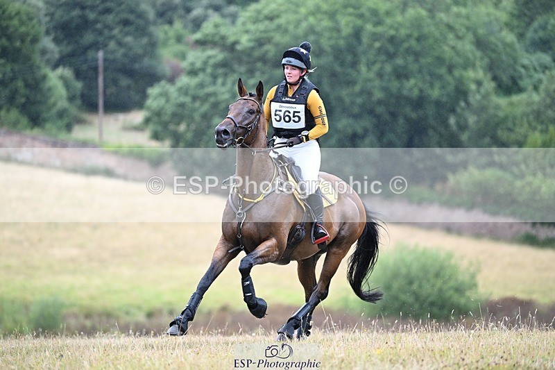 250803A-125656-13339 - M-565-Aimee.Bickley-LA.BASS