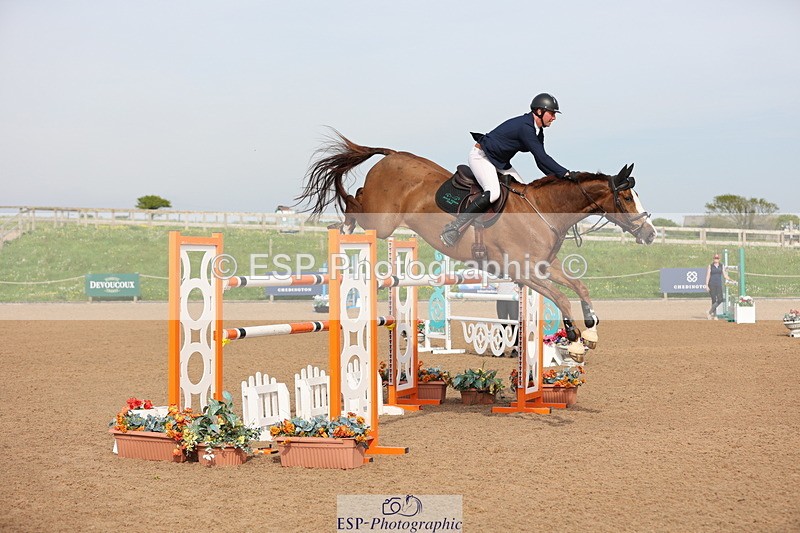 240511A-170108-15144 - Cls 38 National 1.40m Open