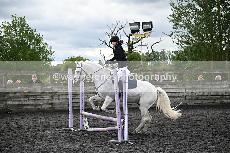 WJ6_9743 - Class 13 Novice 60cm