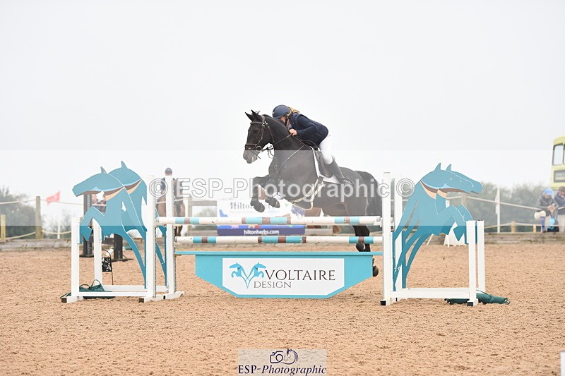 230916A-163916-05606 - Cls 19 Snr 1.10m Derby