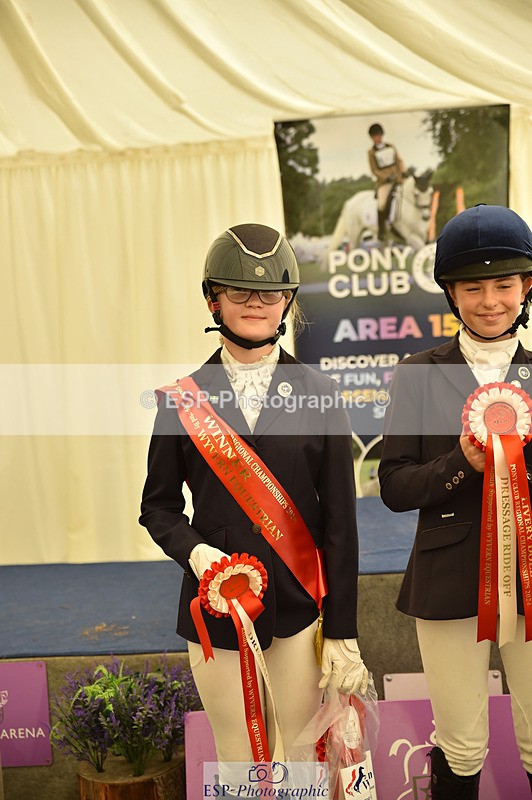 240824X-150136-30338 - D70 and 70cm SJ Presentations