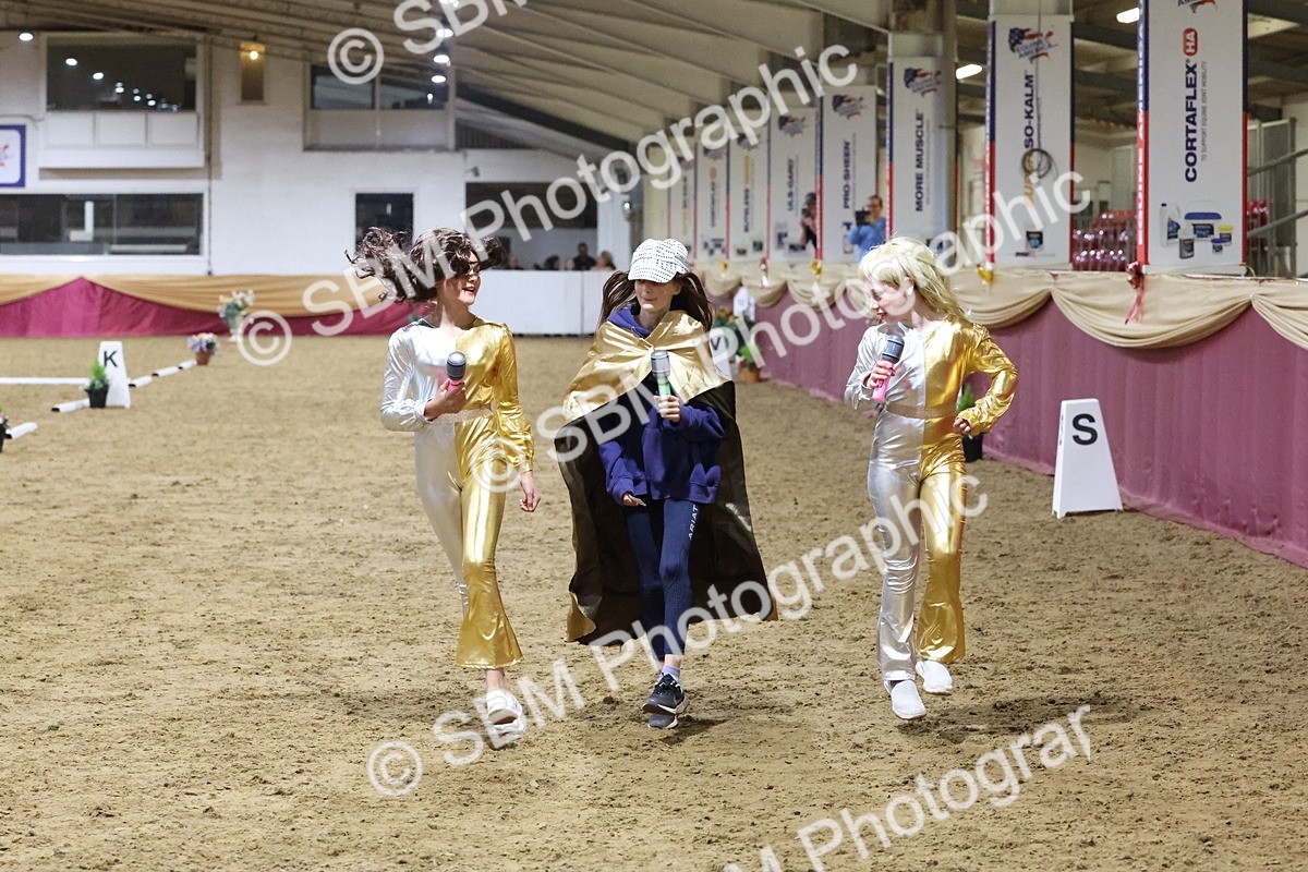 SBM_10287 - Class 52 Strictly Fancy Dress-Age