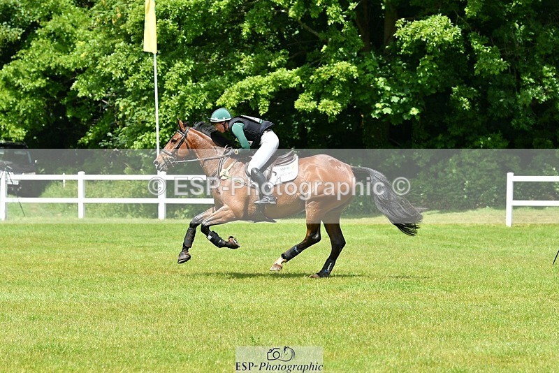 230528-140106-18198 - 469-WELLFIELDS_LINCOLN-Susie_Berry-XC