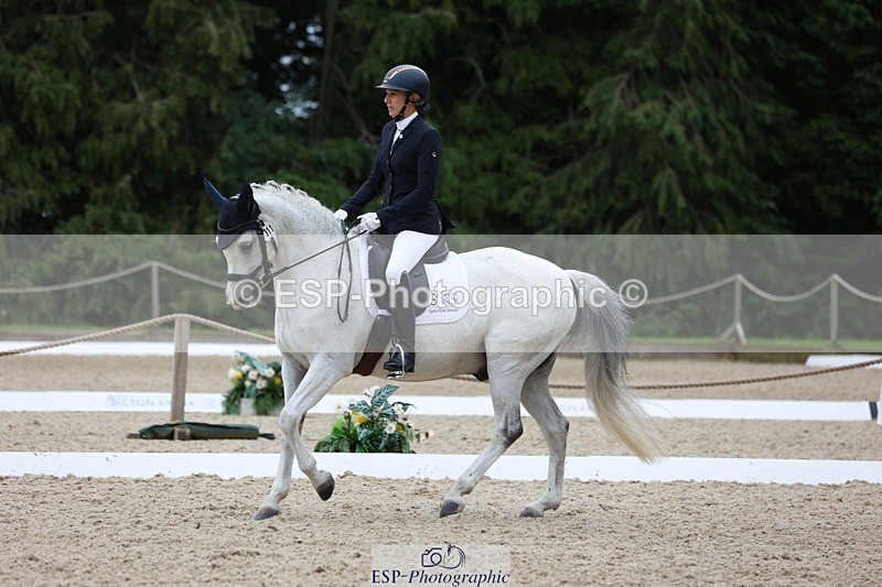 230813-162009-08475 - Cls 14 Medium Silver Start to 16.25 break