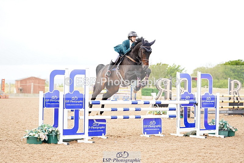 240526A-111040-07750 - Cls 26 Chard Equ 1.05m and 1.10m Grand Prix