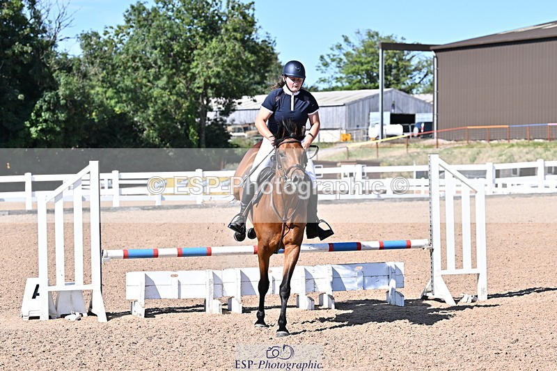 250708A-165428-00137 - 70cm Classes