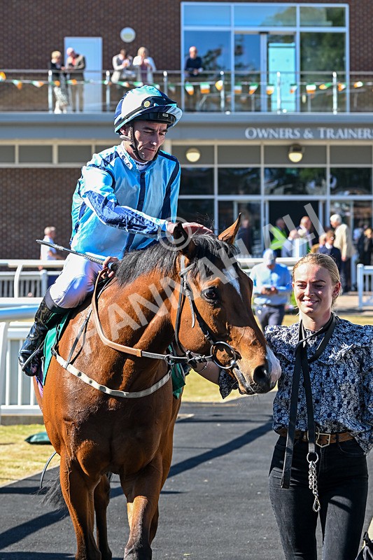 170525-Race 6-Darkness-8785 - Race 6