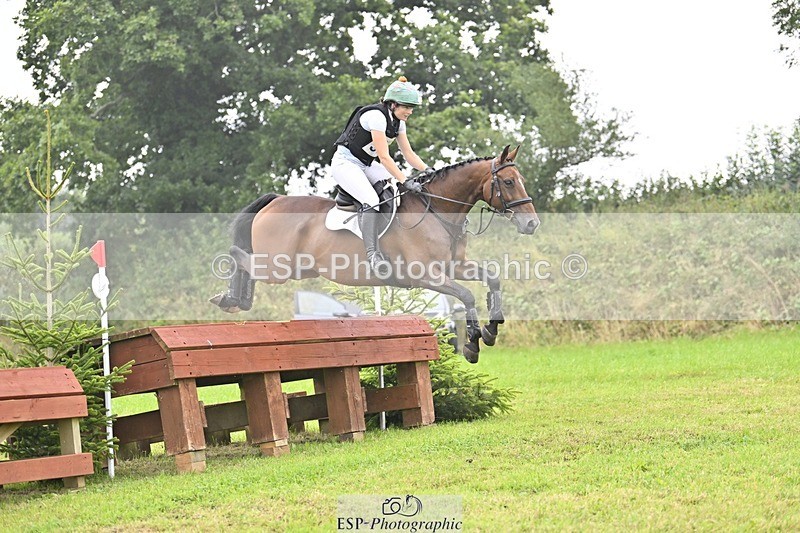 240901A-123544-08505 - 370-Sophie.Damment-SPRING.RISING