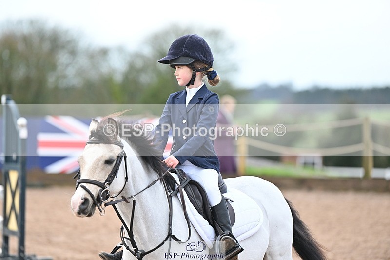 231203A-111706-00777 - Cls 16+17 Club and Schools 80cm