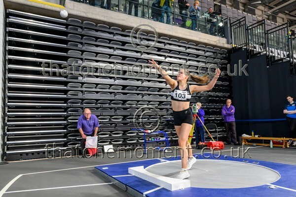 AgeInd25SAT-921347 - Field Female