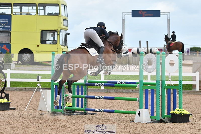 240727A-155850-06480 - Cls 24 1.05m Amateur Qualifier