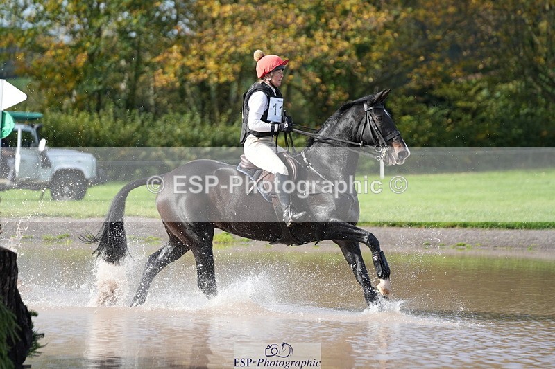 251024A-120717-08630 - B-111-Polly.Walker