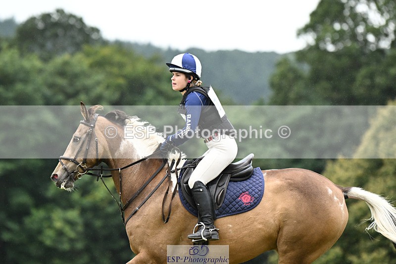 240825X-164442-37341 - 80cm XC 16.30 to 17.30