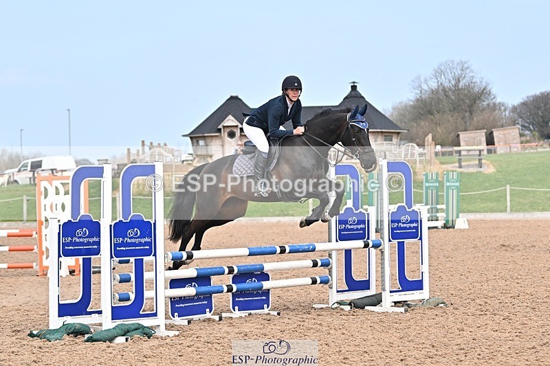 250326-102745-00244 - Cls 1 British Novice and 90cm