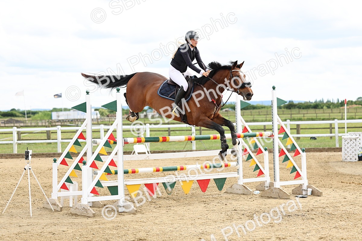 SBM_006477 - Class 20 - Senior Foxhunter - 1.20m