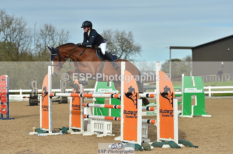 231111A-130708-02049 - Cls 12 Newcomers & 1.10m Open