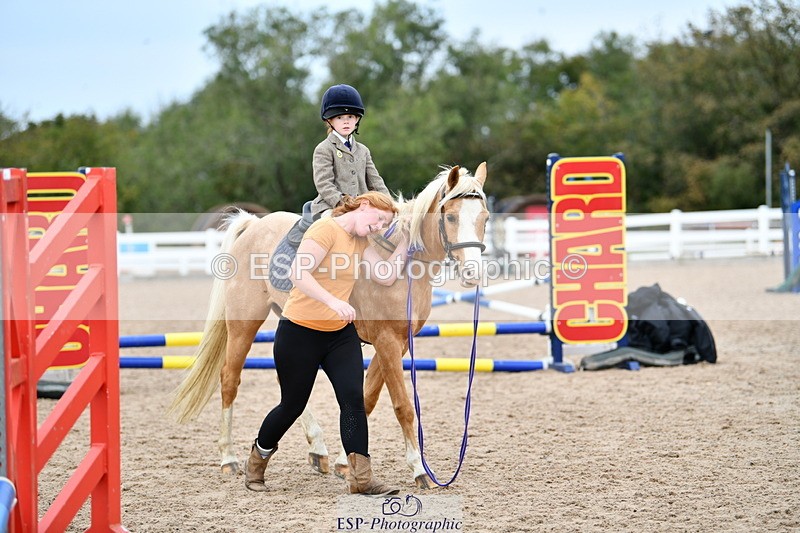 241013B-104929-00473 - Cls 2c 40cm Lead Rein