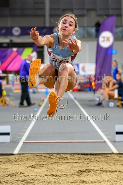 SenInd26-916319 - Field Female Set One