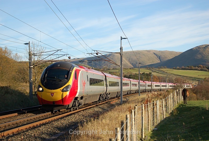 27.10.12 - 390132 1M51 08.00 Glasgow - Birmingham - West Coast Main Line (north to south)
